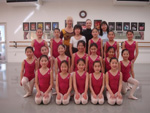 Gwenda Britten with staff and students following classes in Mie Prefecture, Japan