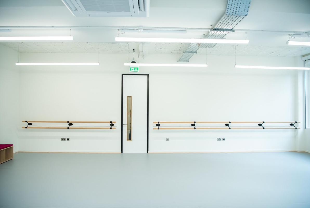 Studio barre