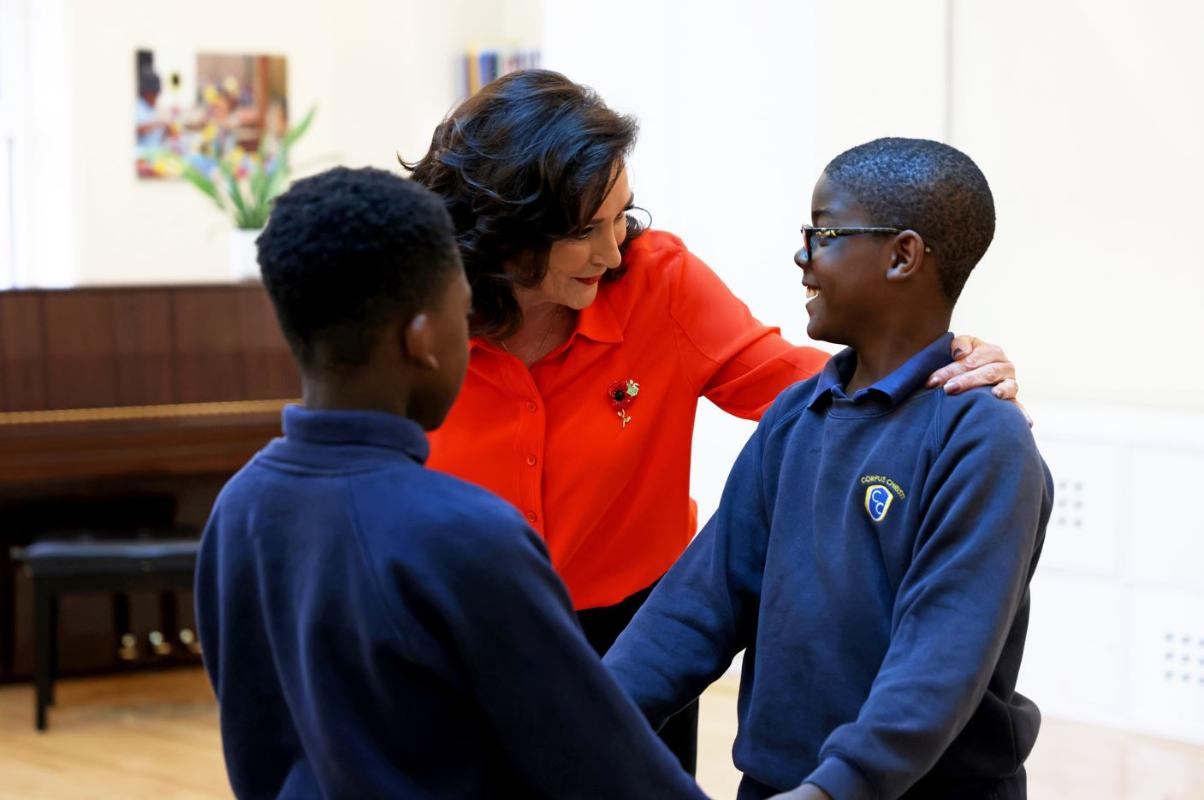 Shirley Ballas with students