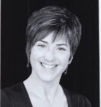 Headshot of Val Jones